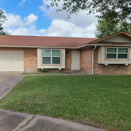 Gypsy Meadow Victoria Exterior photo